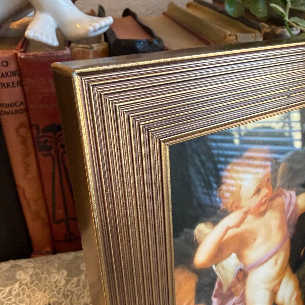 ❤️SOLD❤️3 Vintage Gold Frames with Angel Pictures - Picture 15 of 17